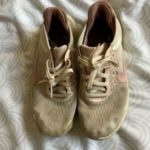 Soft Pink Nike Free Running Shoes